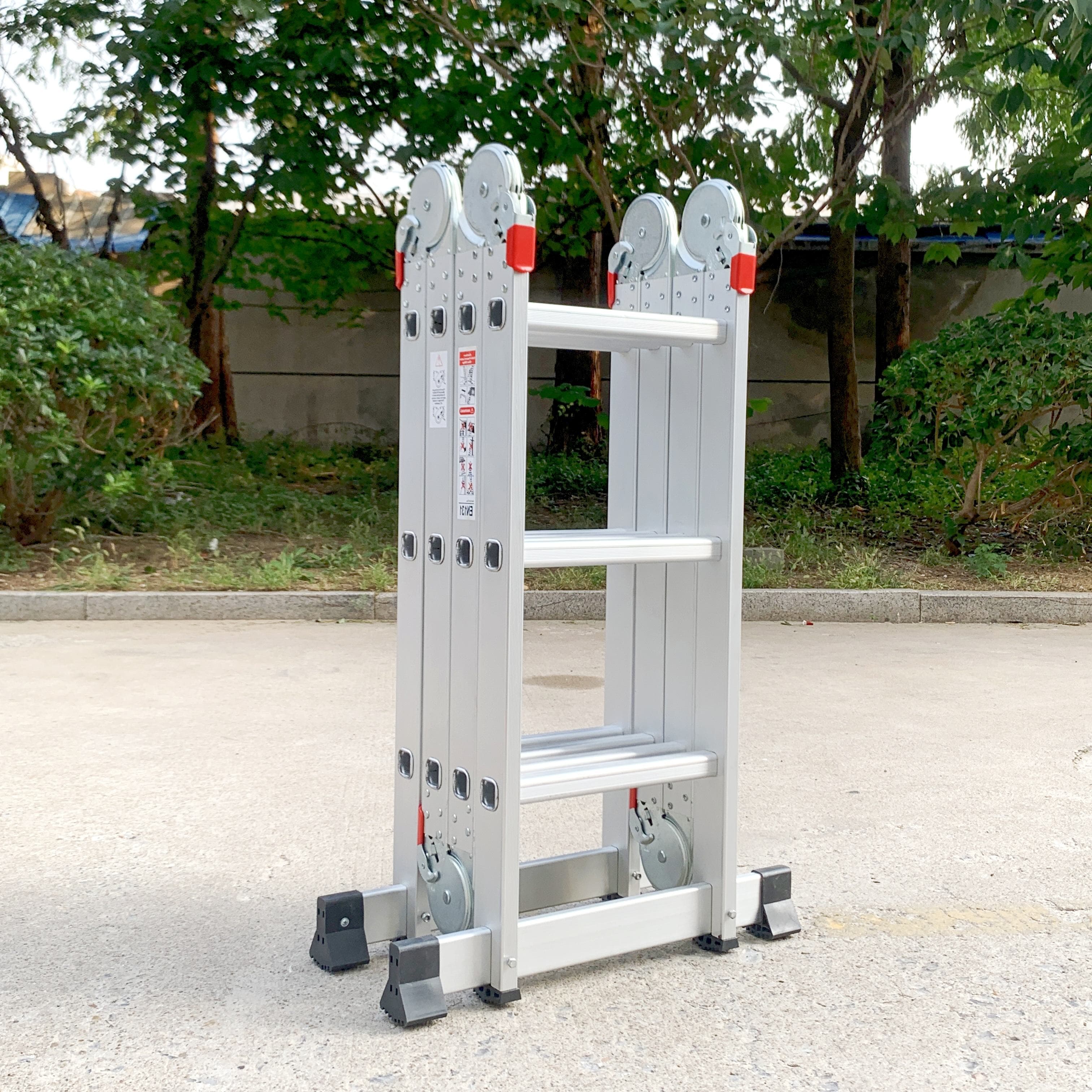 Ladders & Storage Shelves