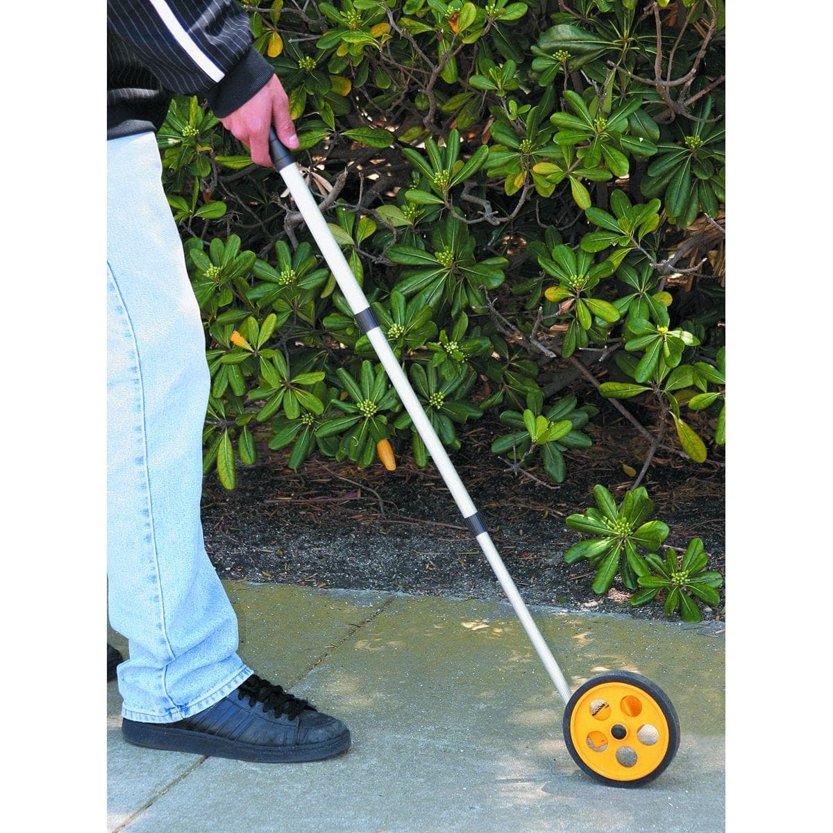 PITTSBURGH 10,000 ft./Meter Digital Measuring Wheel